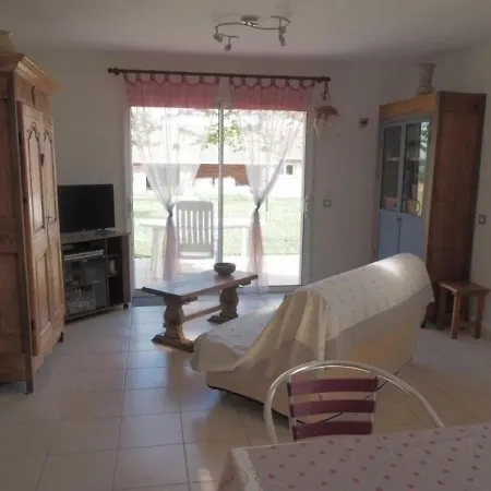 بيت للعطل House Le De Sylvie 1